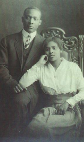 A black and white photo of Walker and Ivy Beaver, 1920