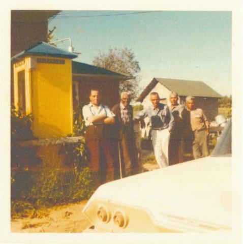 Willis Bowen with four of his sons at the Bowen Residence. L-R Purvis (P.K.), Willis, Reese (Myrna Wisdom’s father), John, Obadiah. Phone booth visible on left. Courtesy of Myrna Wisdom.